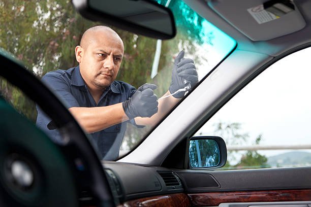 About Us - North Hollywood Mobile Auto Glass